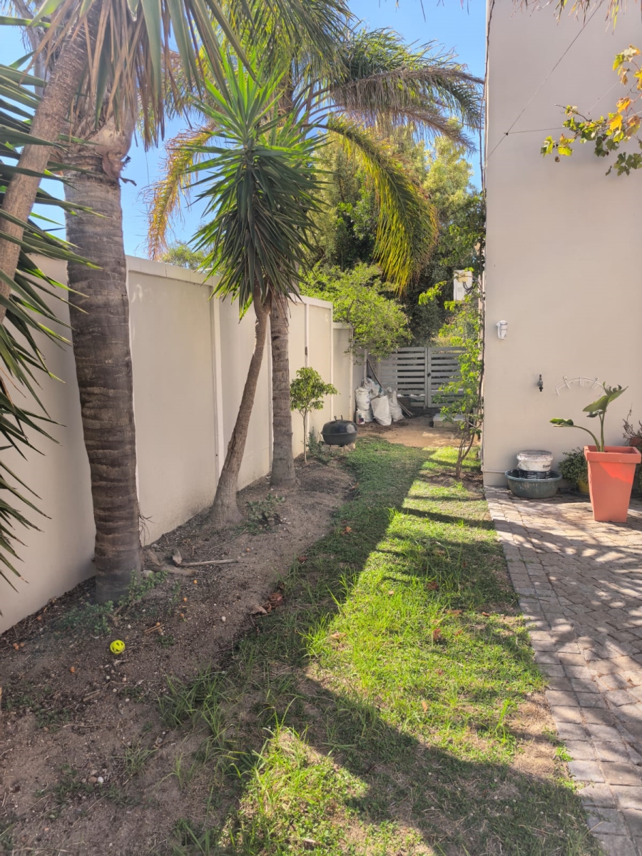 To Let 4 Bedroom Property for Rent in Steynsrust Western Cape